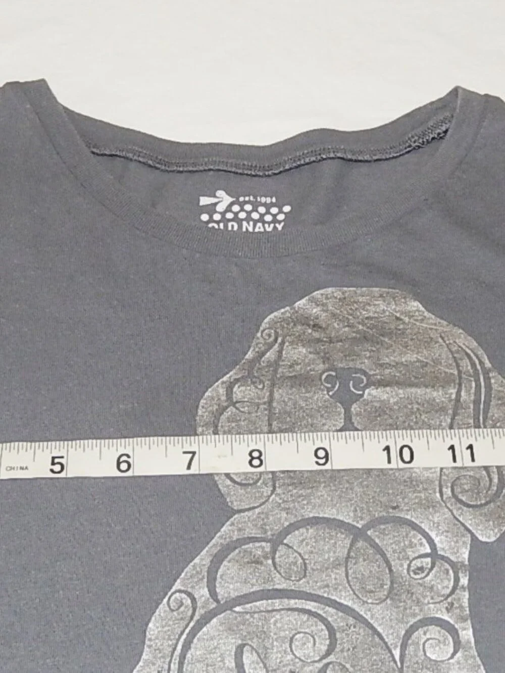 Old Navy pattern solid